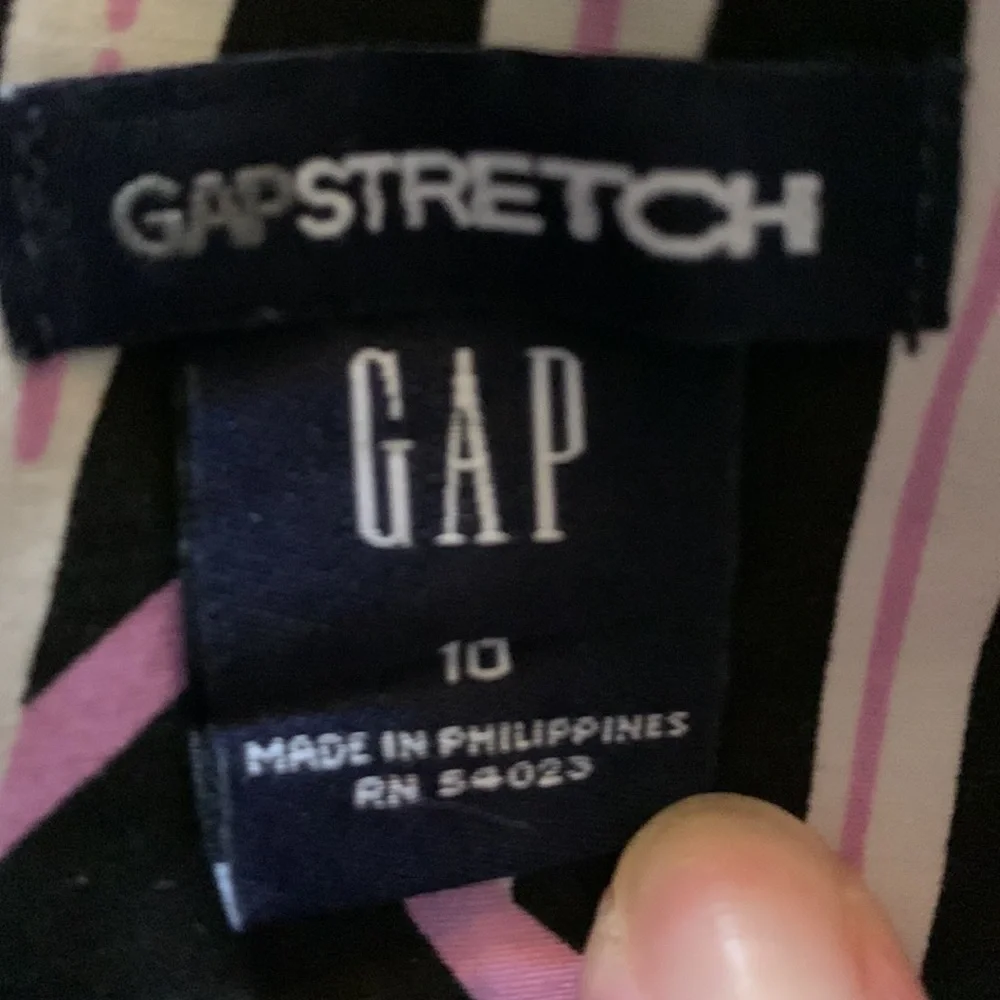 GAP Strapless Tropical Palm Print Dress in Black, Pink & Cream - Picture 5 of 6